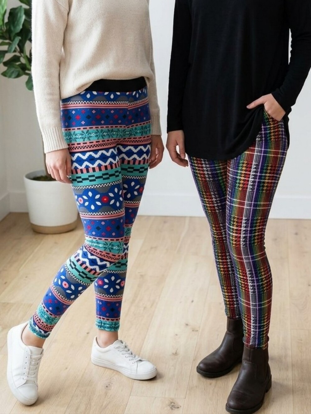 Lot of 2 Womens Leggings M 7-9 No Boundaries Rainbow Plaid & Silver Fleece
